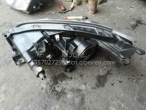 如何選購豐田老款RAV4原裝拆車大燈？全面解析價格、圖片與汽車內(nèi)飾件供應(yīng)