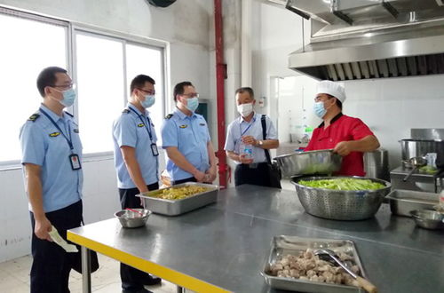 四個抓實筑牢食品餐飲安全監管網